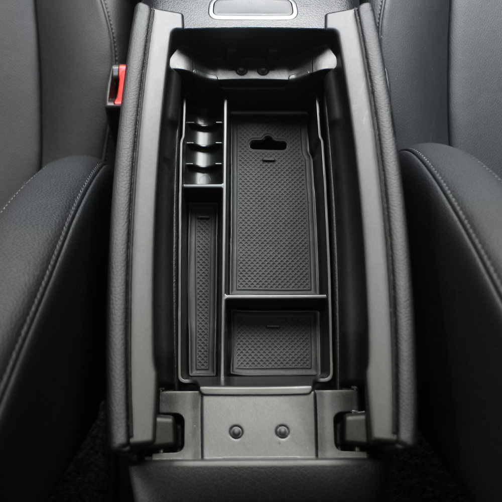 Vassoio portaoggetti per bracc - Car Accessories Essentials recensione e prezzo